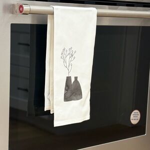 Kitchen Linen Tea towel with Vase and floral bohemian Design handmade